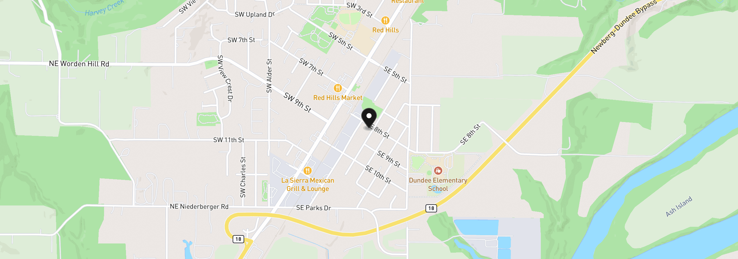 Map showing the location of 810 SE Locust St, Dundee, OR 97115