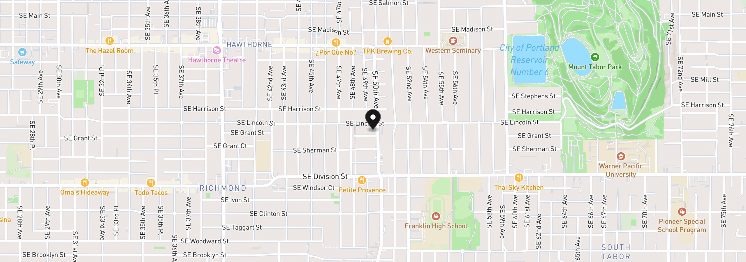 Map showing the location of 2121 SE 50th Ave, Portland, OR 97215