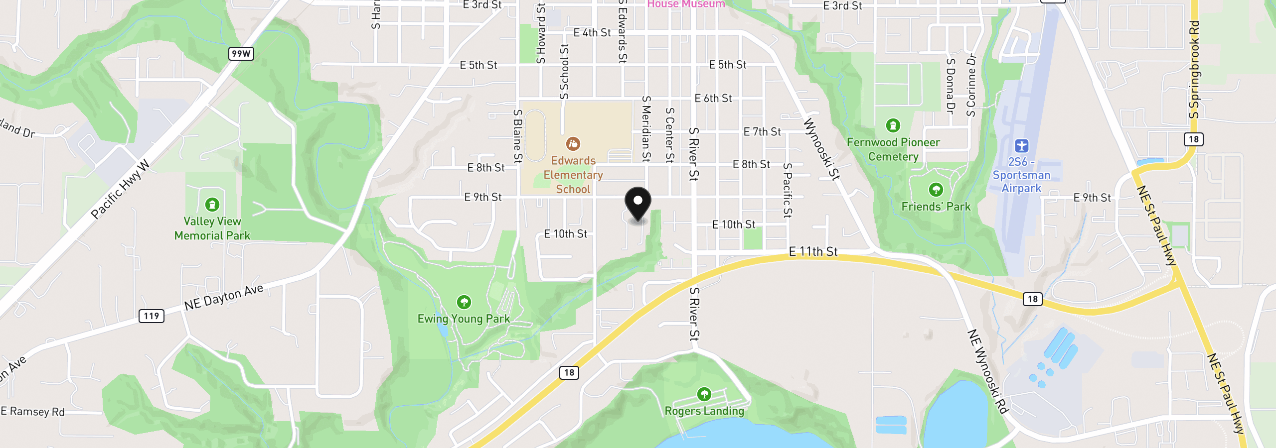 Map showing the location of 810 E 9th St, Newberg, OR 97132