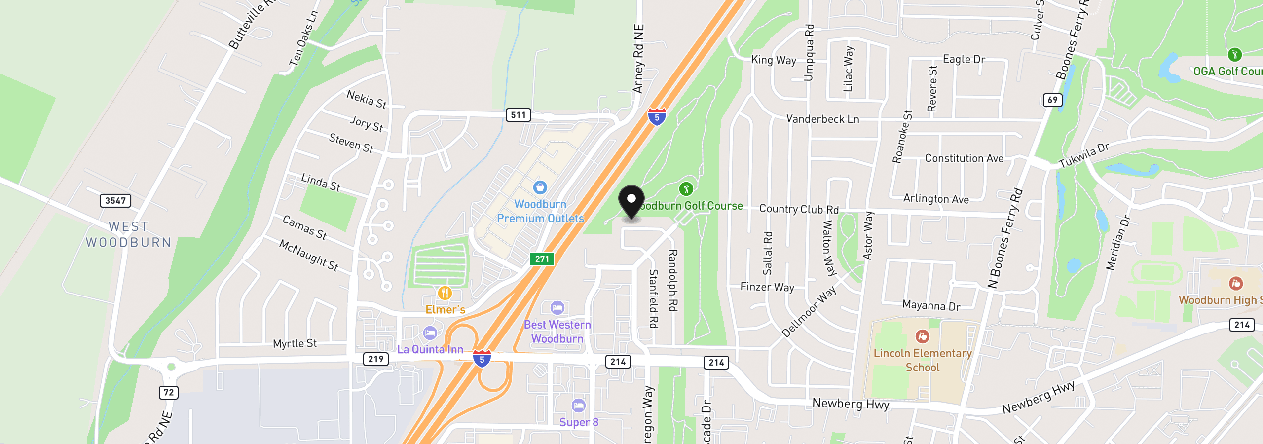 Map showing the location of 2215 Country Club Ter, Woodburn, OR 97071